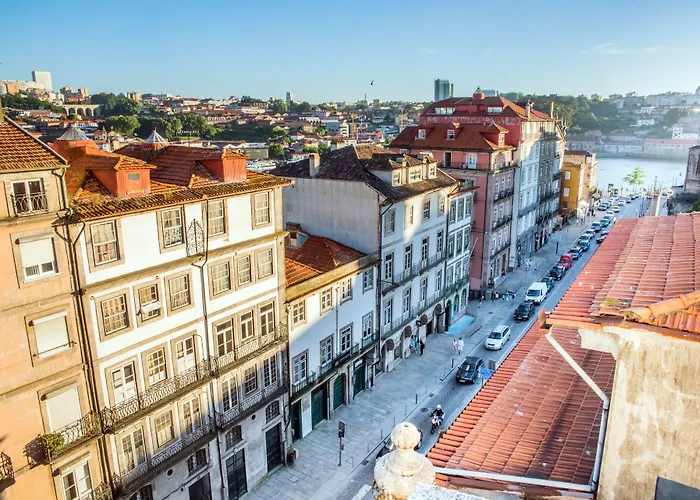 Editory House Ribeira Porto